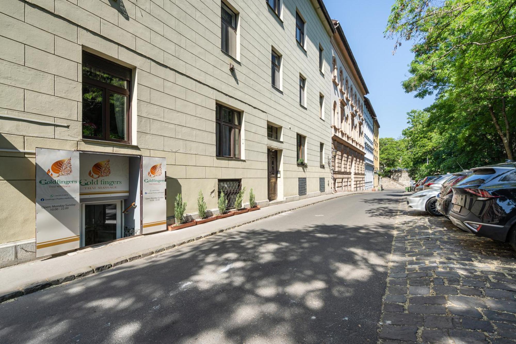 Castle Chainbridge Apartment Budapest Exterior foto